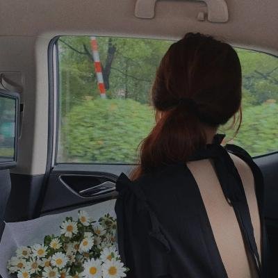 校草是女生
